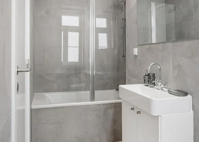 Ab10 Modern With Ac And Balcony Lissabon