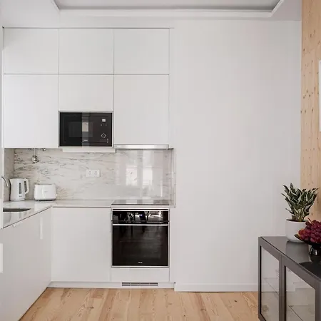 Ab10 Modern With Ac And Balcony شقة *