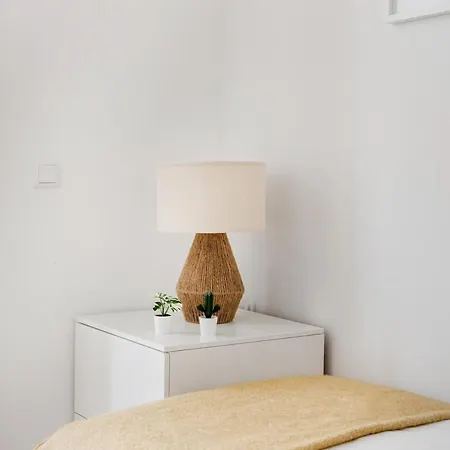 Ab10 Modern With Ac And Balcony شقة Lisboa