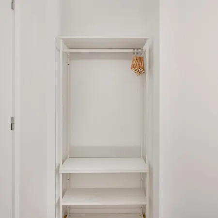 Ab10 Modern * Lisboa